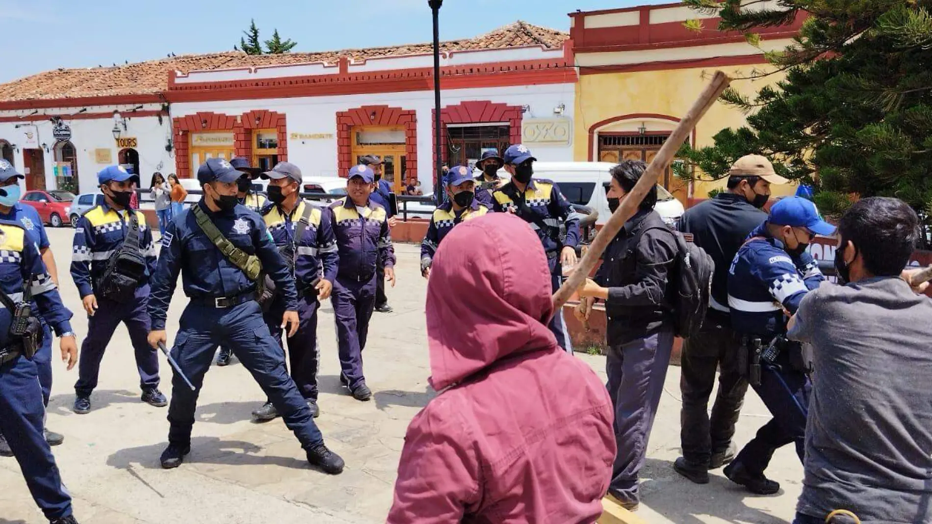 policias vs FNLS enc